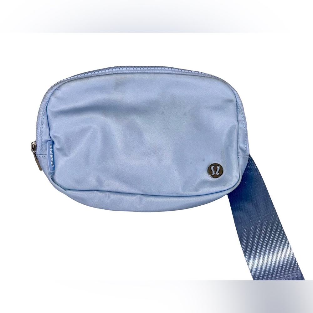 lululemon athletica Everywhere belt bag in light blue